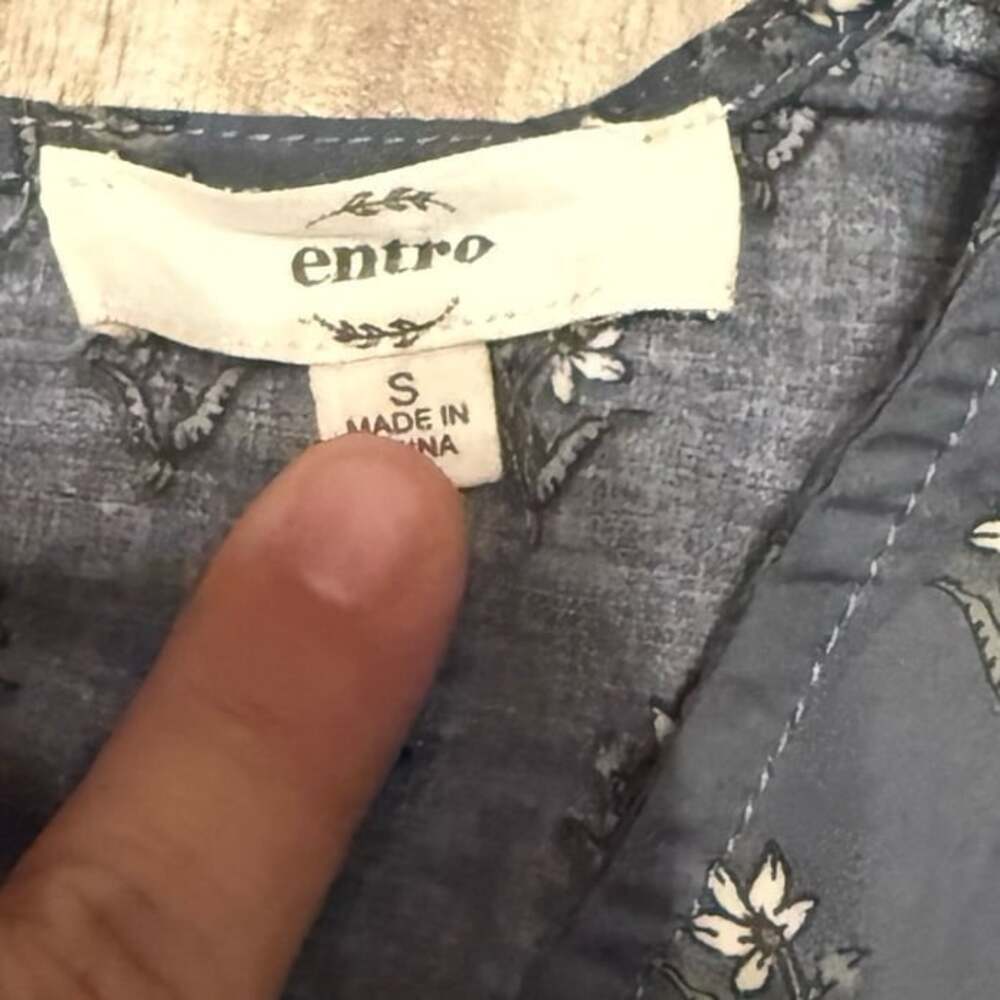 Entro The One I Want Ric Rac Blouse - Picture 3 of 4